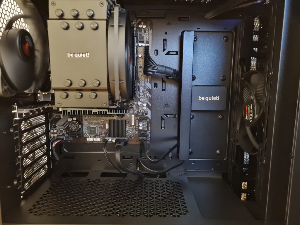 Beispielsystem - ein extrem leiser Arbeitsplatz- Computer mit Komponenten von BeQuiet!